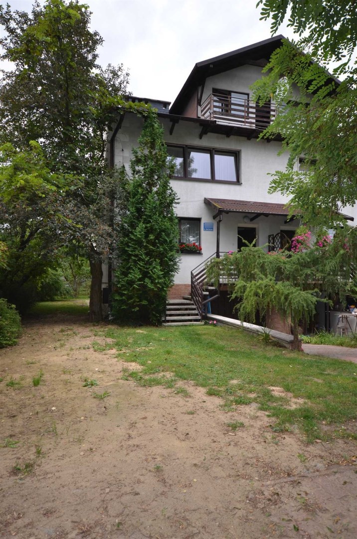 Dom